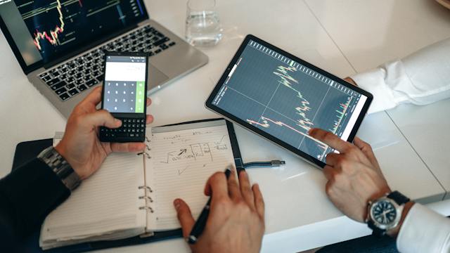Använda datalogiskt tänkande för lösning av affärsproblem
